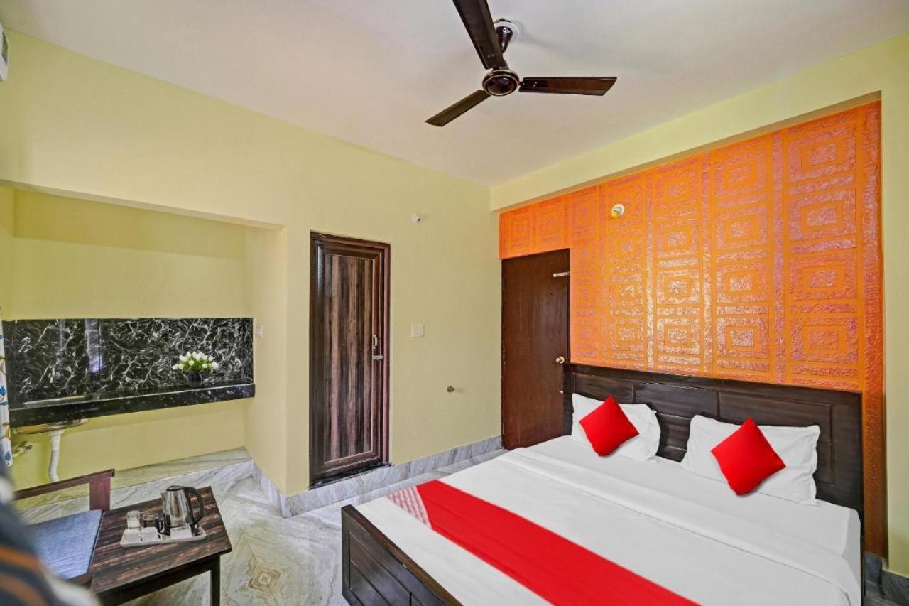 Dubby Indian Hotel Inn ! Puri Bagian luar foto