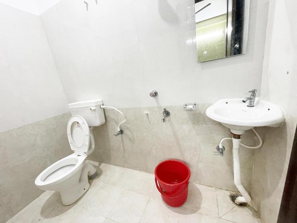Dubby Indian Hotel Inn ! Puri Bagian luar foto