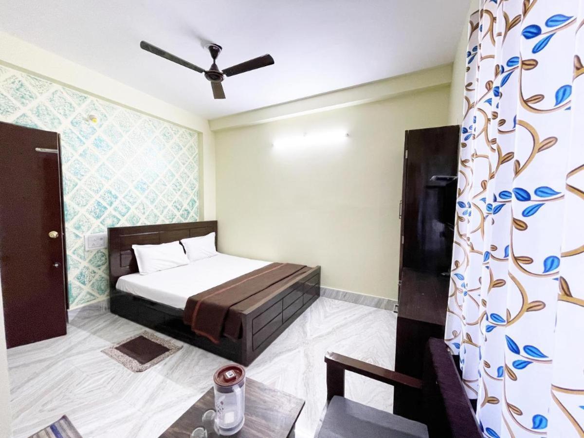Dubby Indian Hotel Inn ! Puri Bagian luar foto